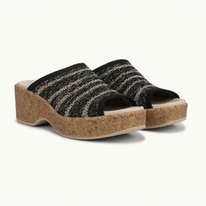 LifeStride, NWOT, Very Ready” Black-Sand Platform, size 8